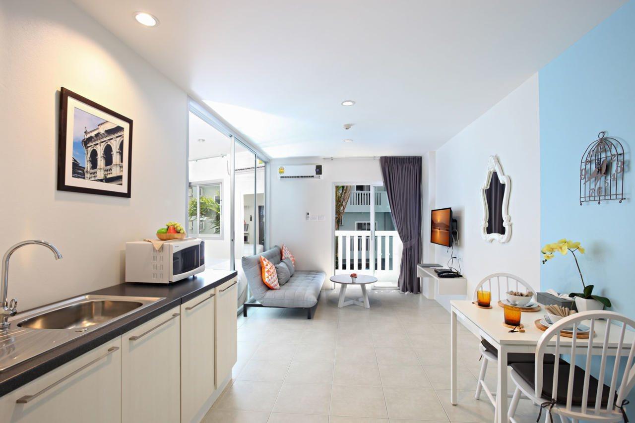 Recenta Suite Phuket Suanluang Exteriör bild