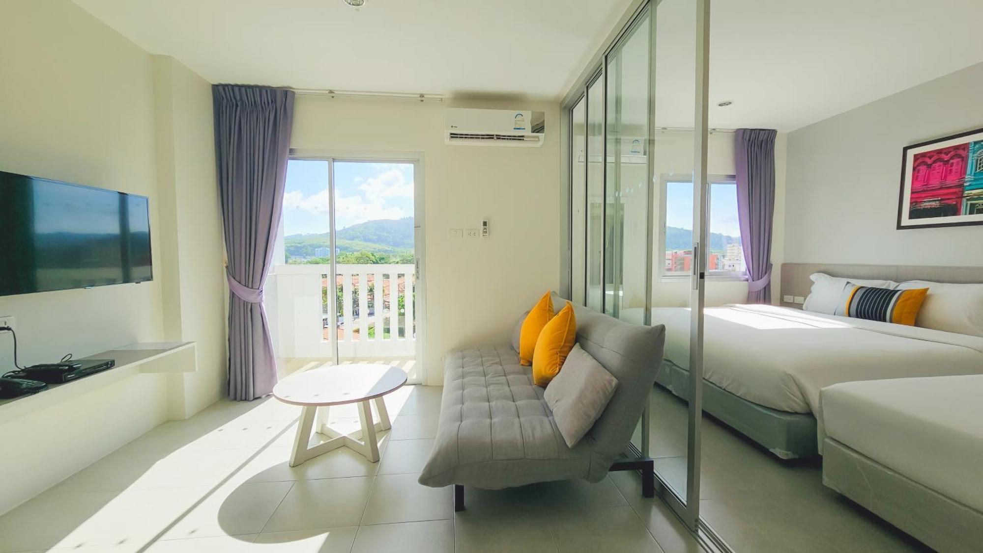 Recenta Suite Phuket Suanluang Exteriör bild