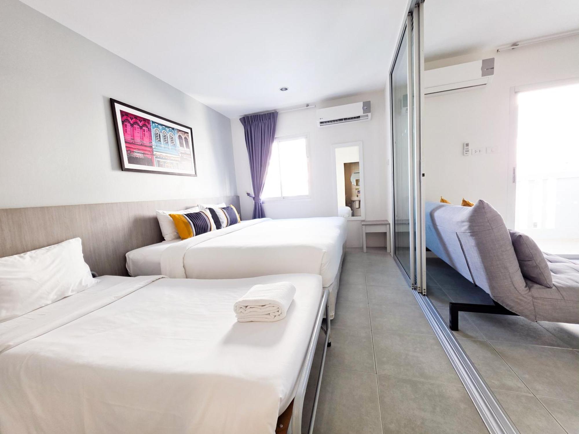 Recenta Suite Phuket Suanluang Exteriör bild