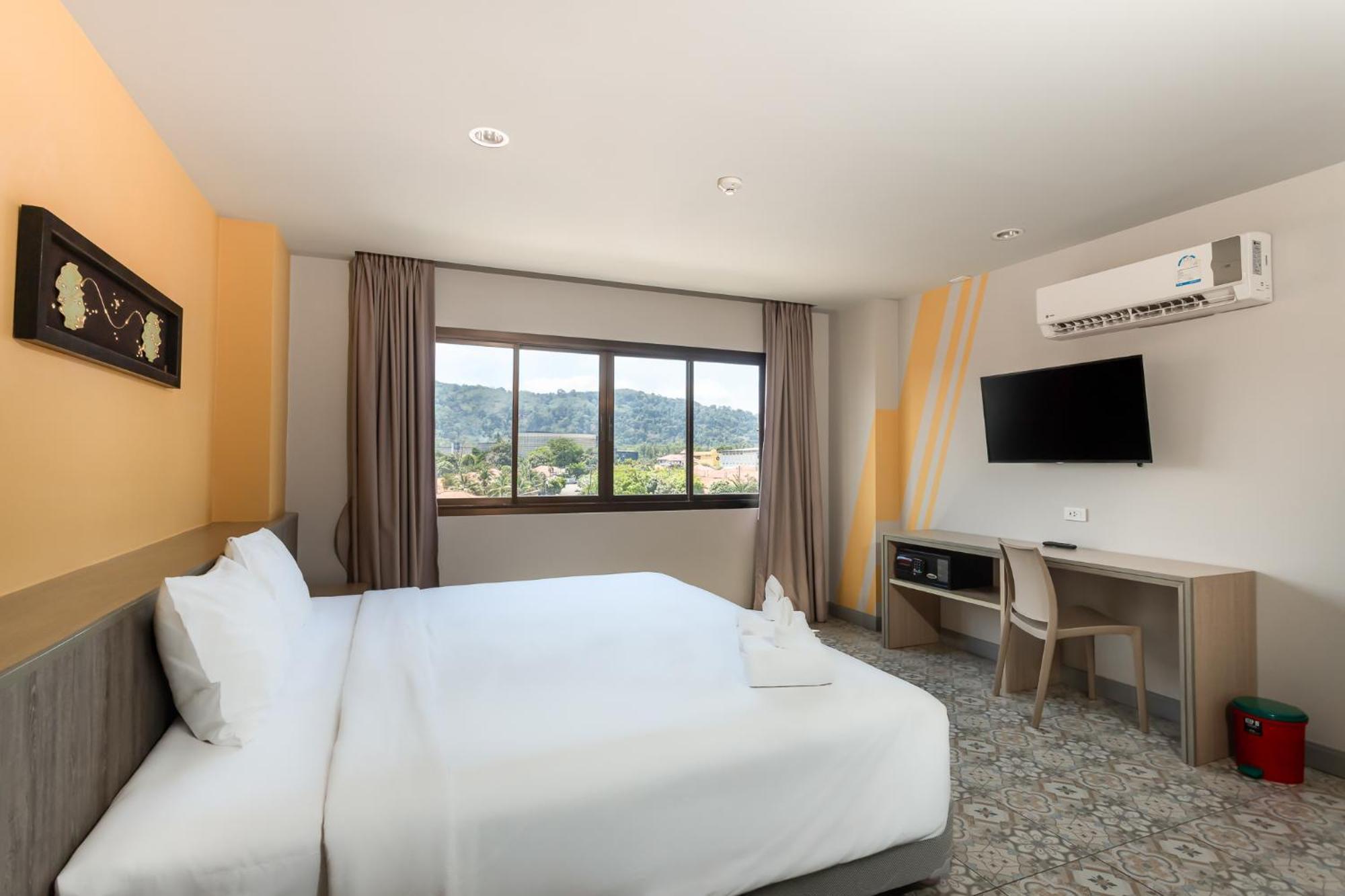 Recenta Suite Phuket Suanluang Exteriör bild
